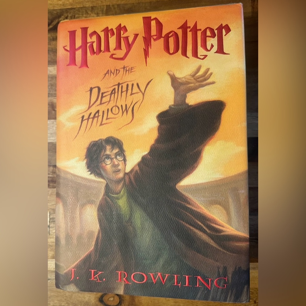 Harry Potter and the Deathly Hallows Hardback Book First Edition with errors